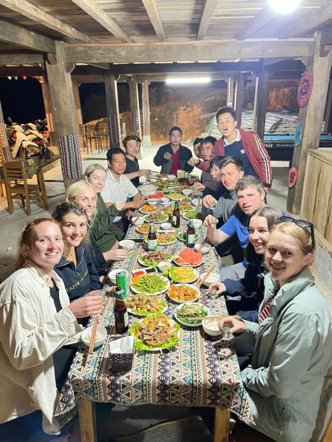 Làng Cac Du Gia Cozy Homestay & Tours מראה חיצוני תמונה