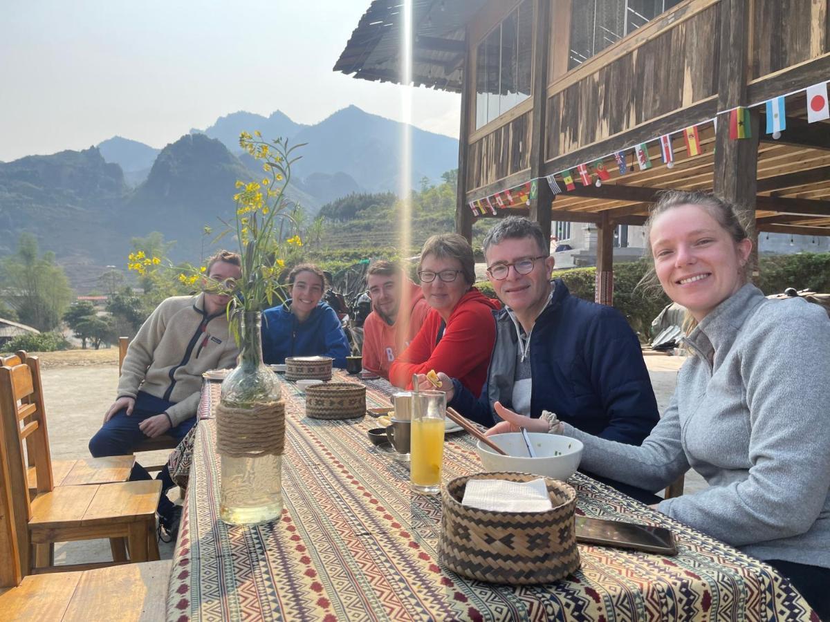 Làng Cac Du Gia Cozy Homestay & Tours מראה חיצוני תמונה