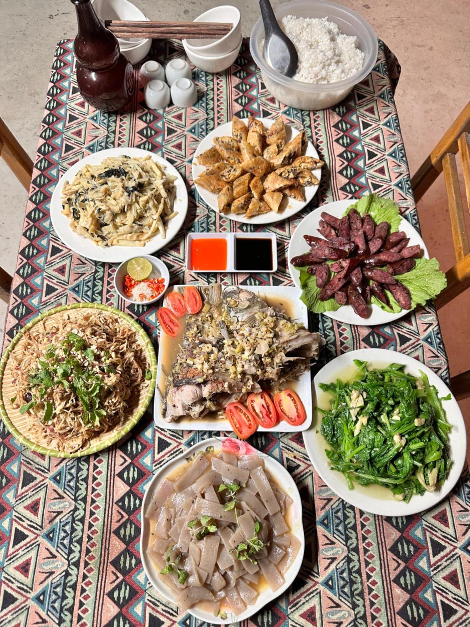 Làng Cac Du Gia Cozy Homestay & Tours מראה חיצוני תמונה